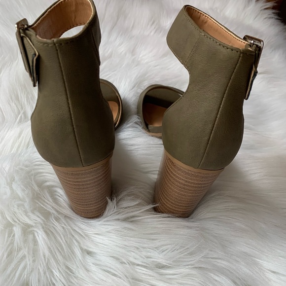 🆕 Quinn - Olive Green Sandal Heels - Picture 6 of 6